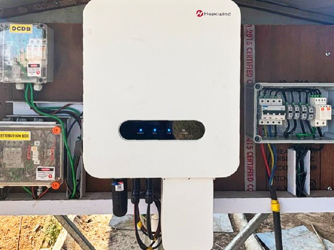 17617887392242331dLJ.jpg 需裁剪-印度20kW.jpg